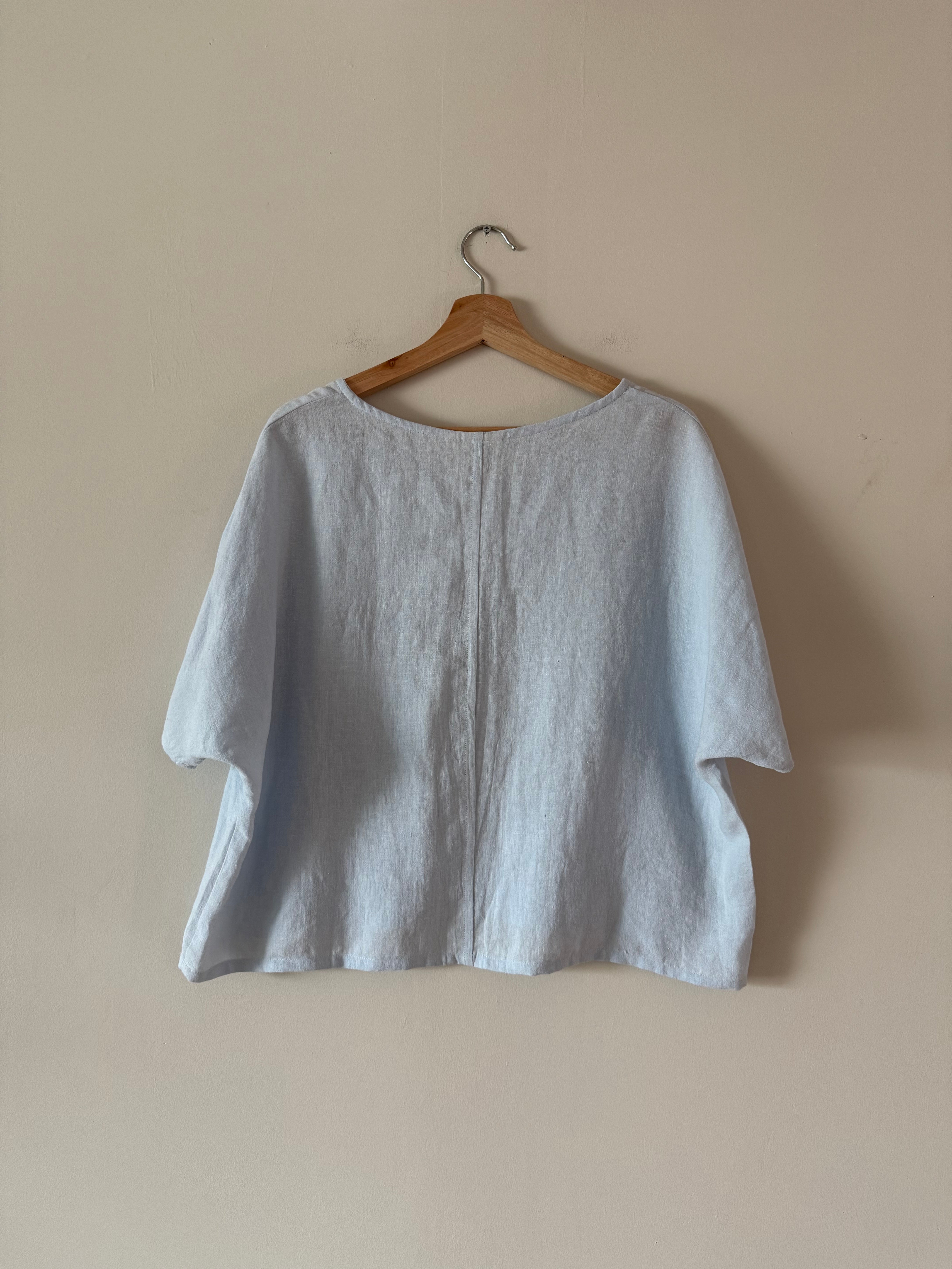 Hannah Tee (Crop) - L