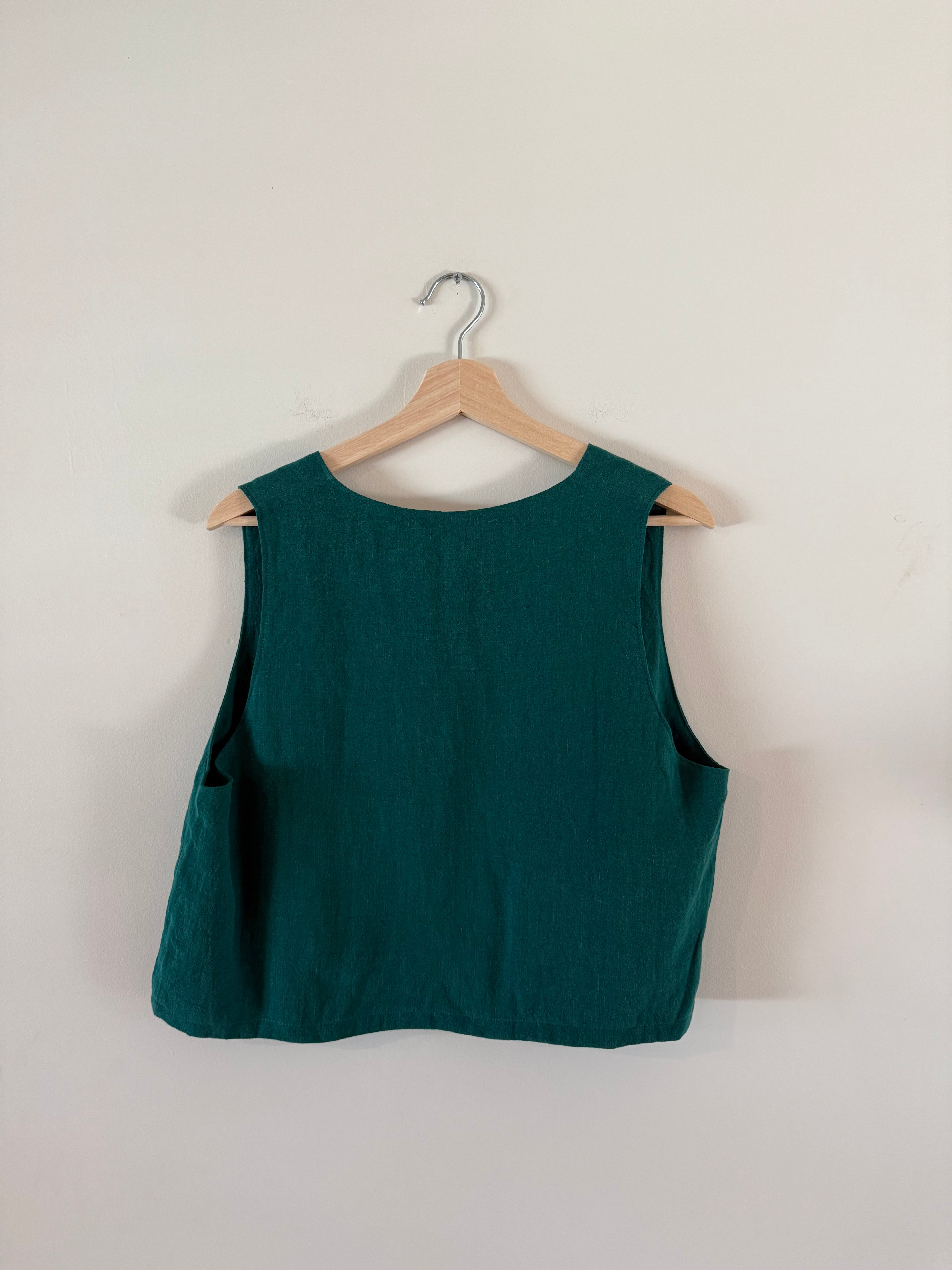 Poppy Vest - L