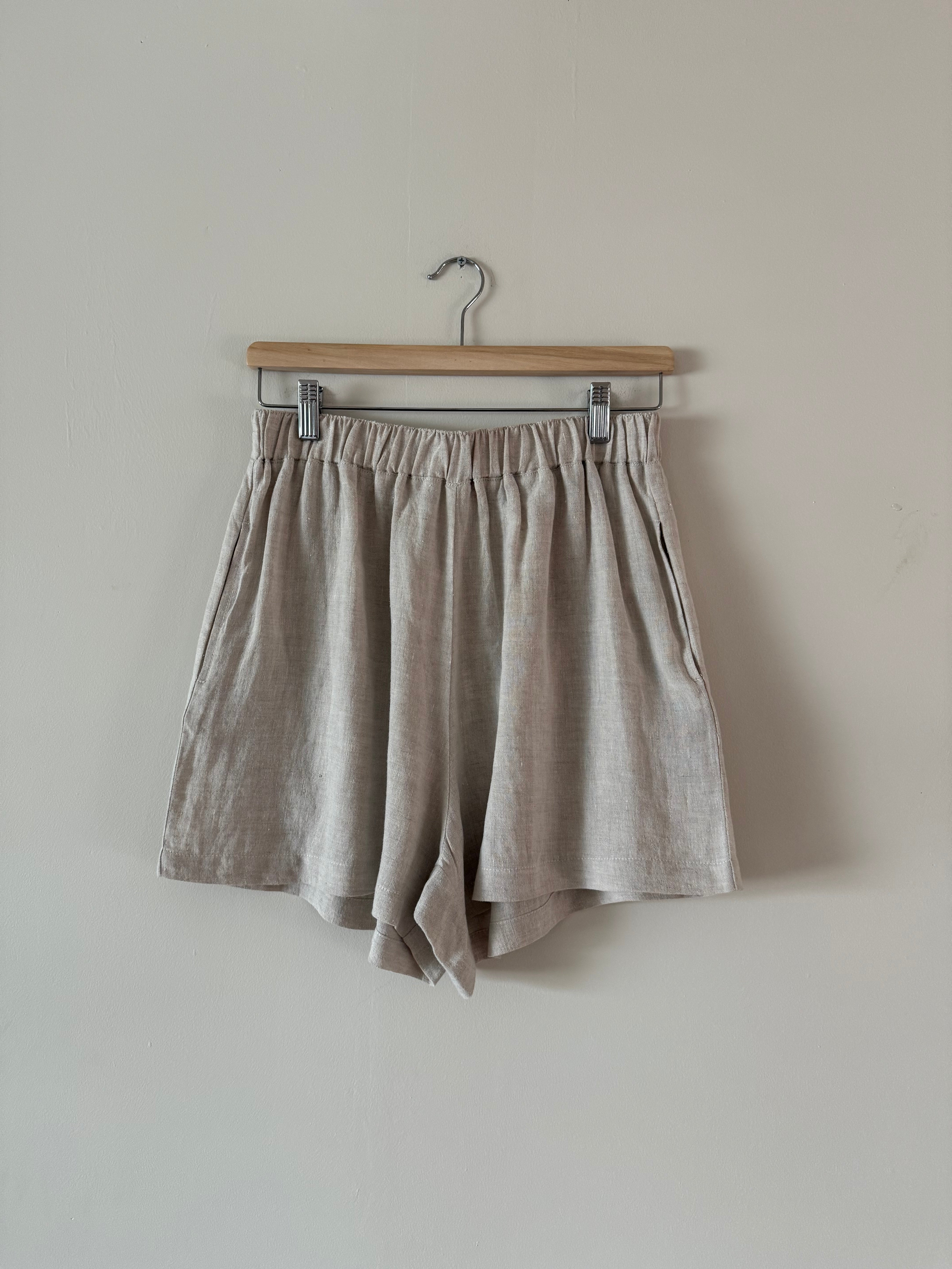 Poppy Shorts - L