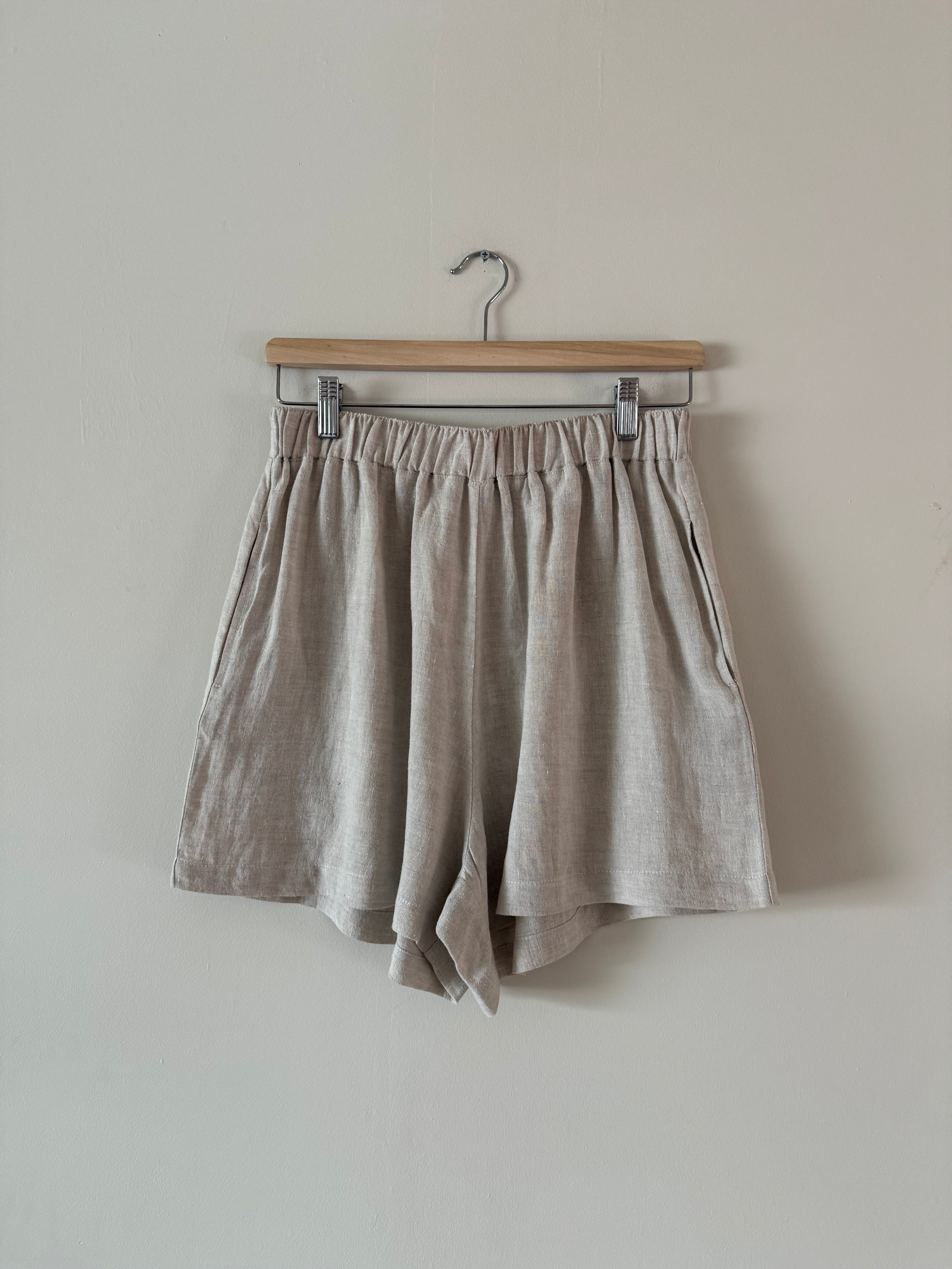 Poppy Shorts - L