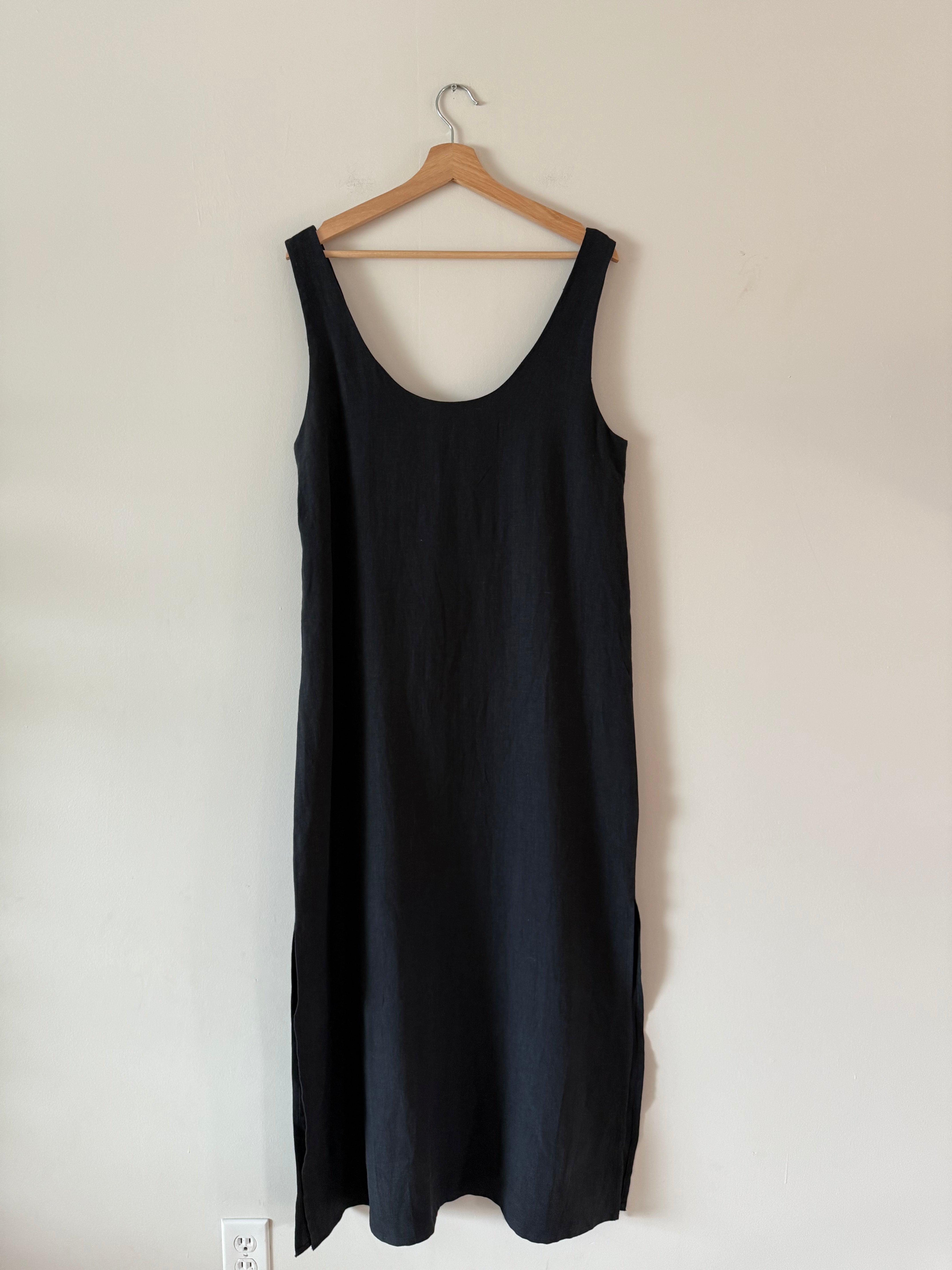 Riley Dress - L