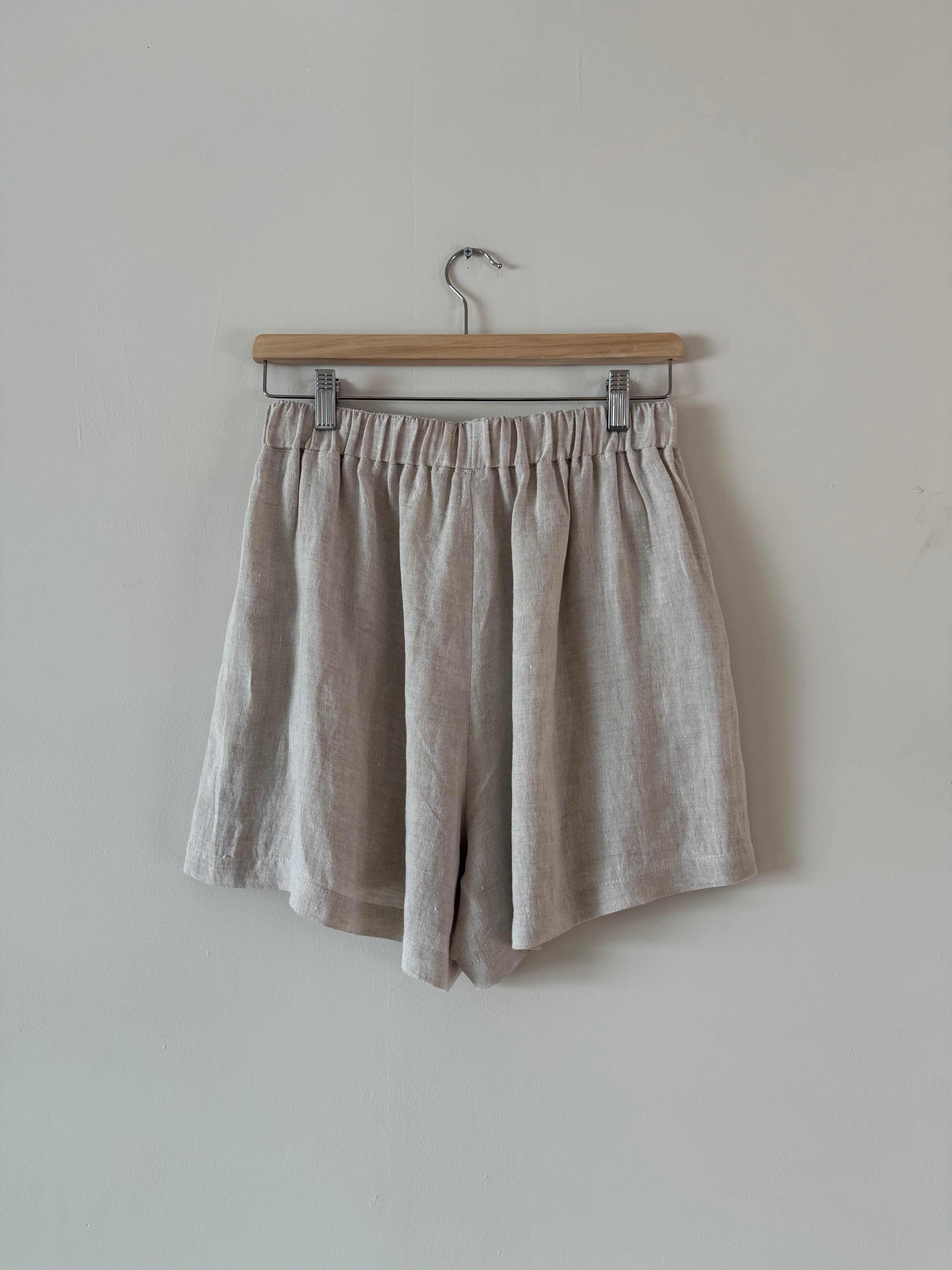 Poppy Shorts - L